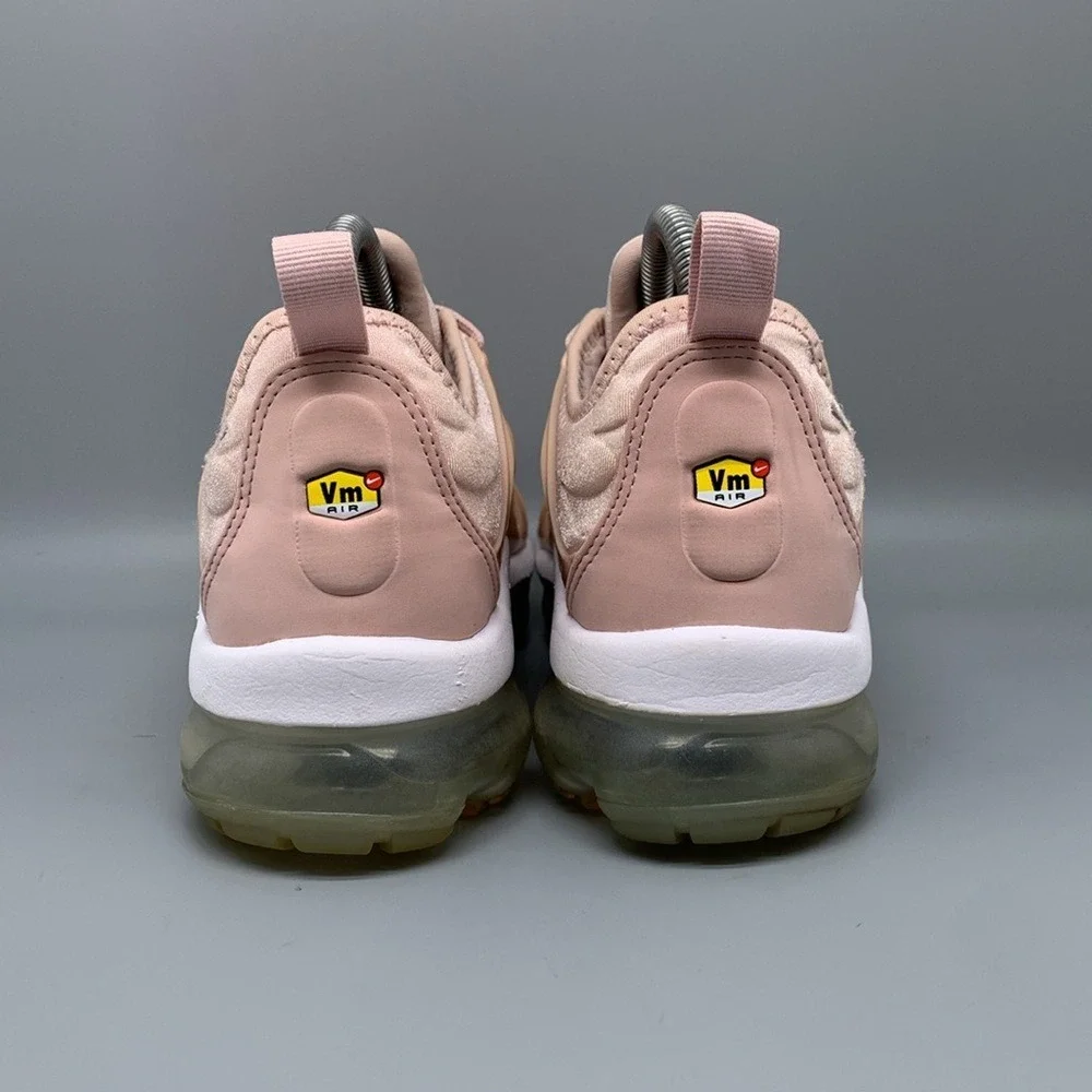 Nike Air VaporMax Plus Pink Oxford DM8327-600 Women's‎ Sz 8.5